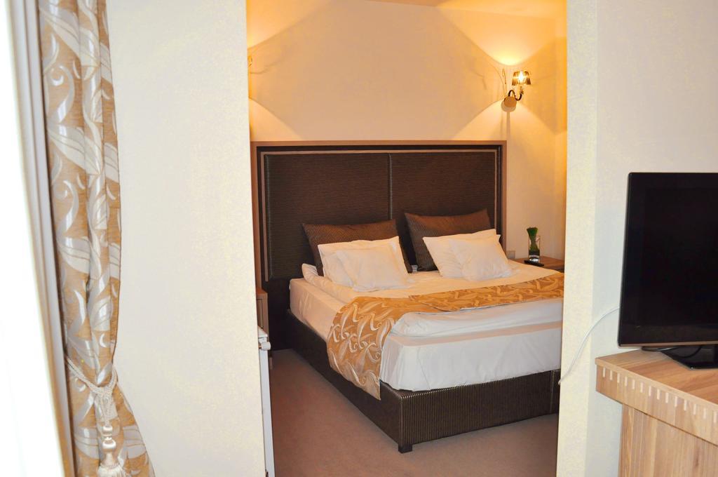 Hotel Rainer Brasov Ngoại thất bức ảnh