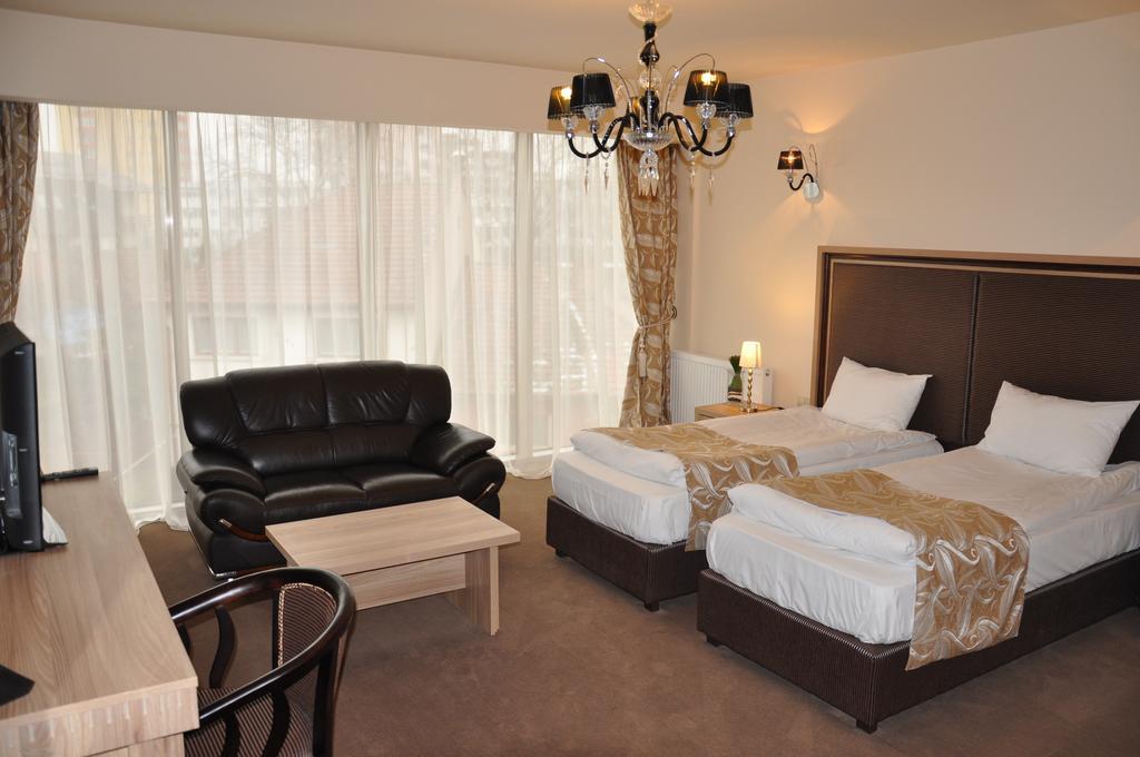 Hotel Rainer Brasov Ngoại thất bức ảnh