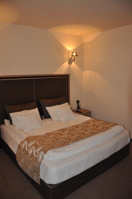 Hotel Rainer Brasov Ngoại thất bức ảnh